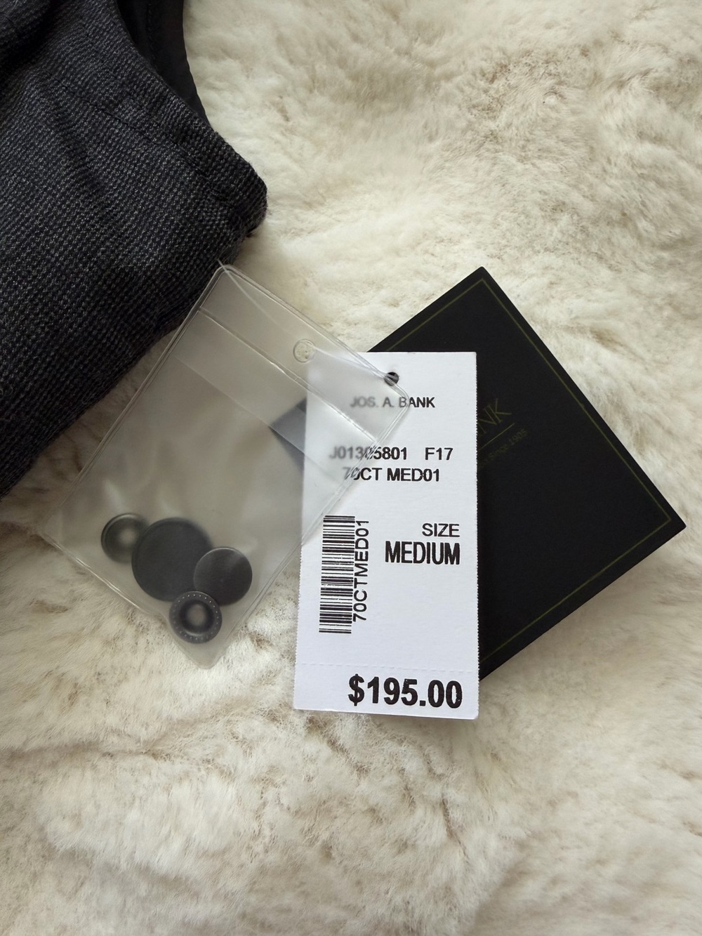 Jos. A. Bank Men's Reversible Quilted Vest in Charcoal - M - Picture 6 of 11
